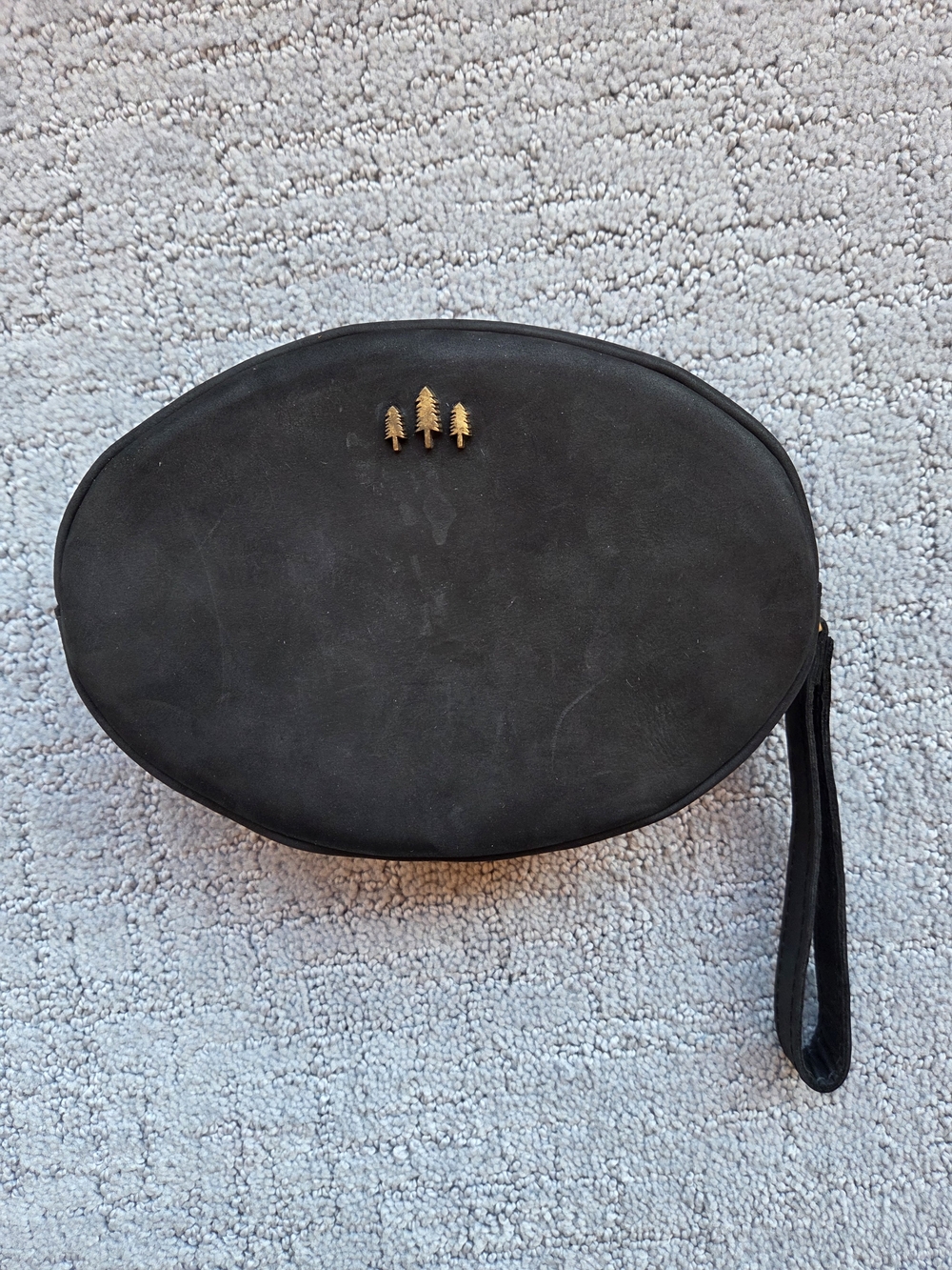 Portland Leather Shadow Black Roswell Pouch